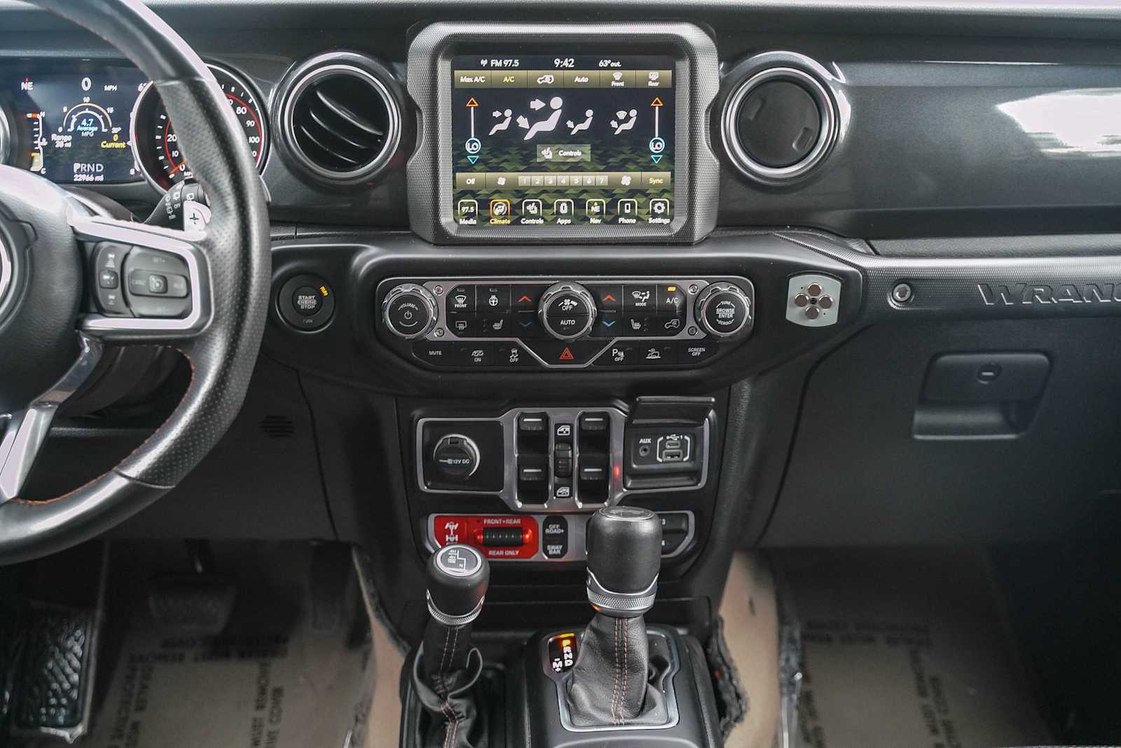 Thumbnail: 2022 Jeep Wrangler - 13