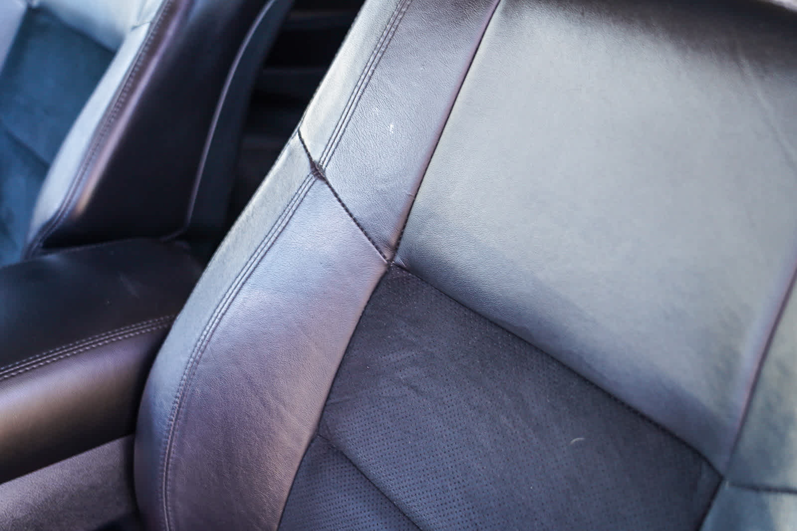 Thumbnail: 2018 Dodge Durango - 23