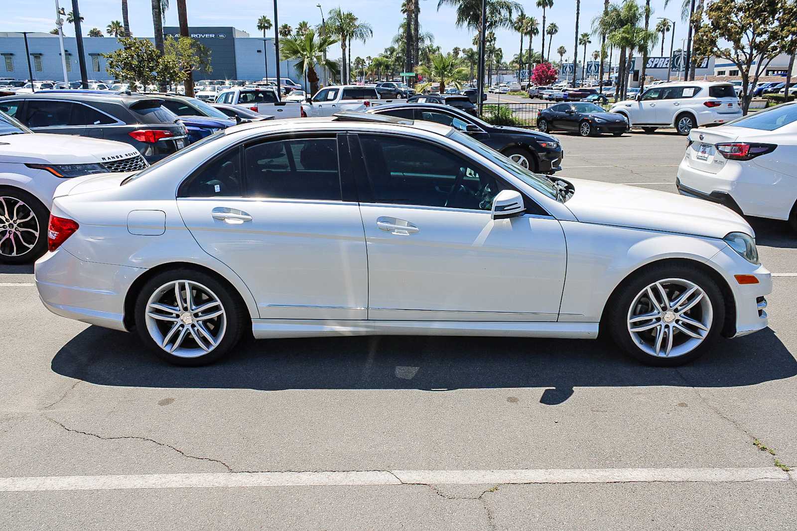 Thumbnail: 2014 Mercedes-Benz C-Class - 4