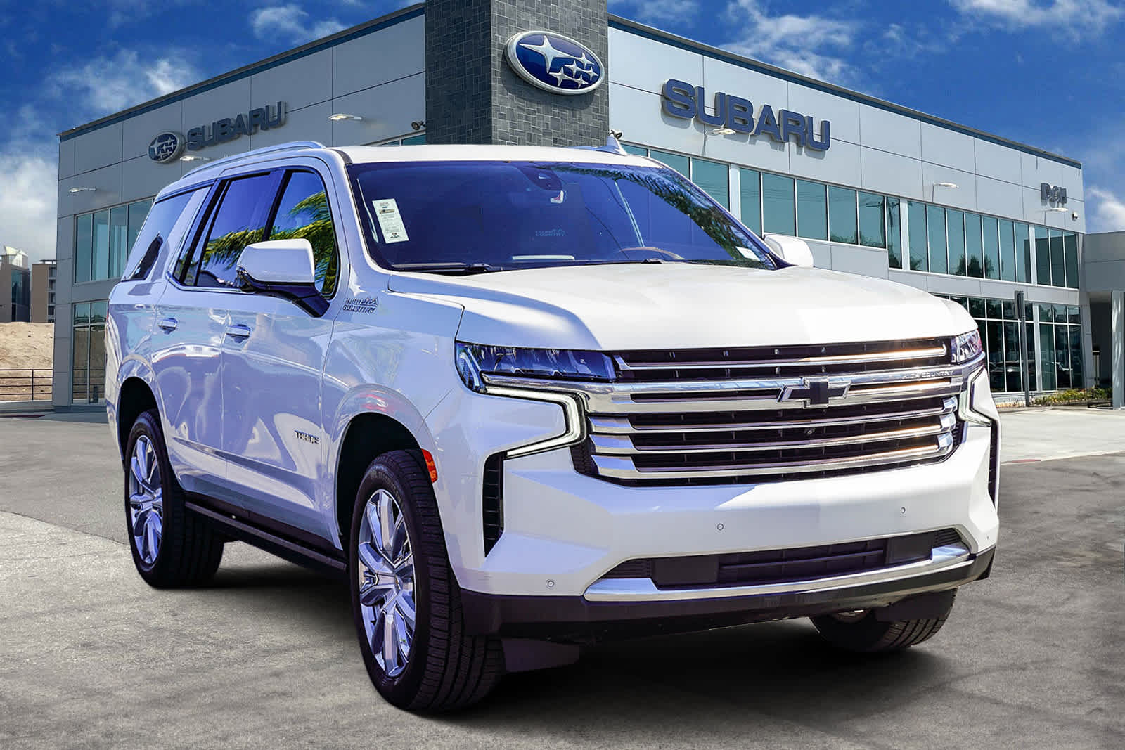 Thumbnail: 2021 Chevrolet Tahoe - 3