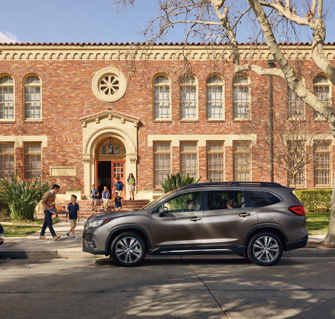 2022-Subaru-Ascent-Limited-SUV-L16.png