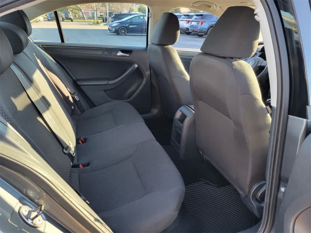 Thumbnail: 2014 Volkswagen Jetta - 13