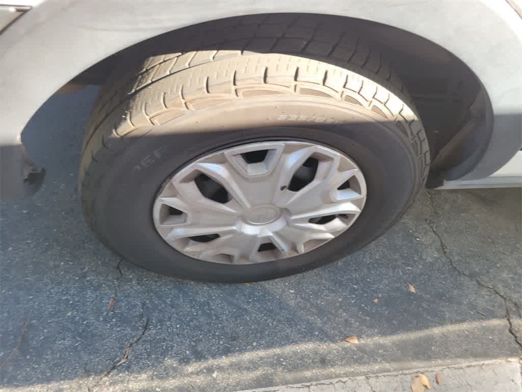 Thumbnail: 2022 Ford Econoline - 9