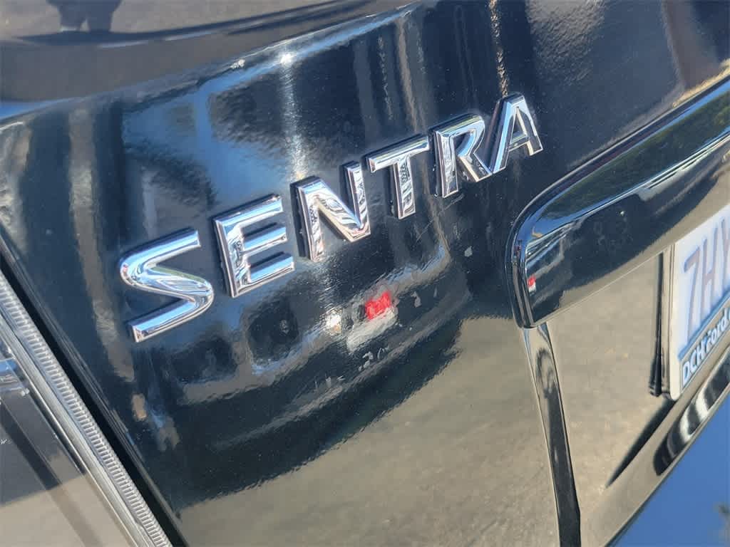 Thumbnail: 2011 Nissan Sentra - 5