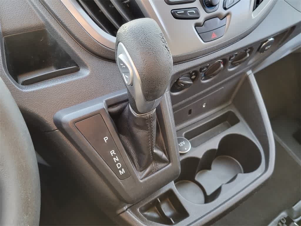 Thumbnail: 2015 Ford Transit Series - 19