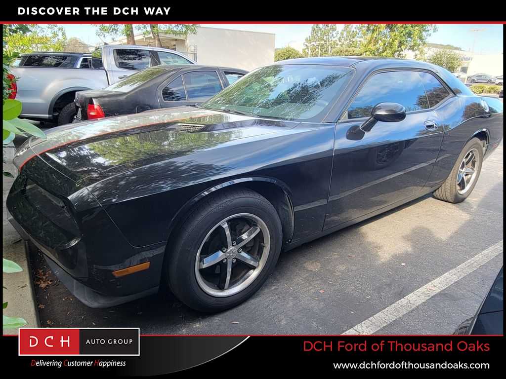 2010 Dodge Challenger SE -
                  Thousand Oaks, CA