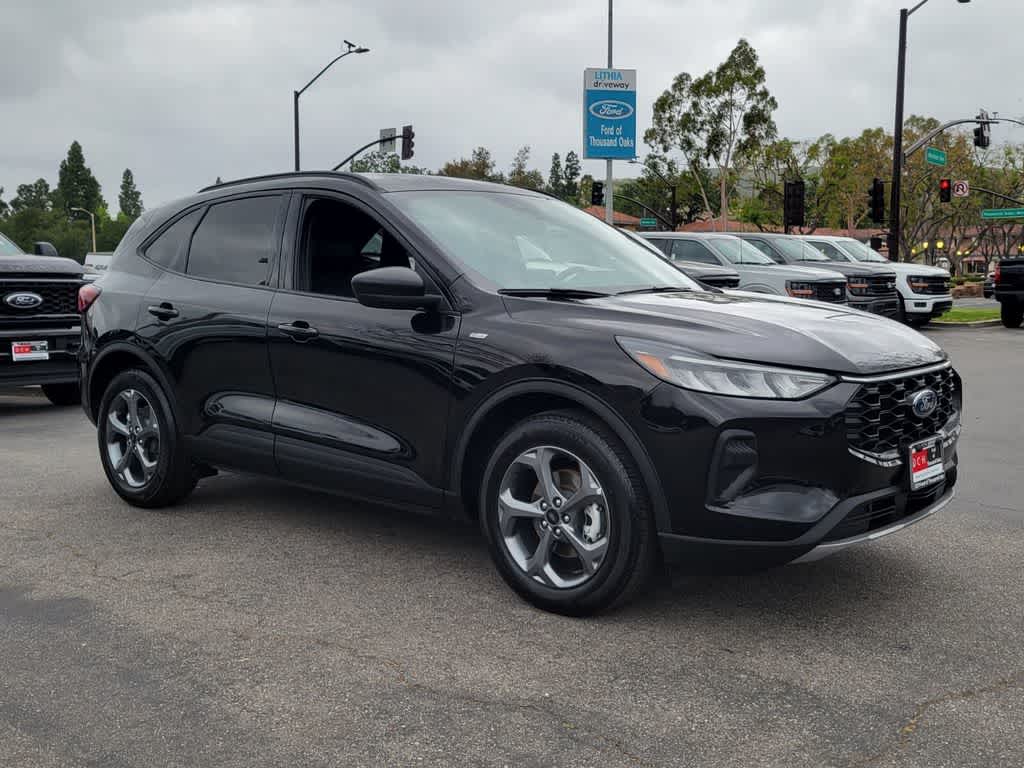 Thumbnail: 2025 Ford Escape - 7