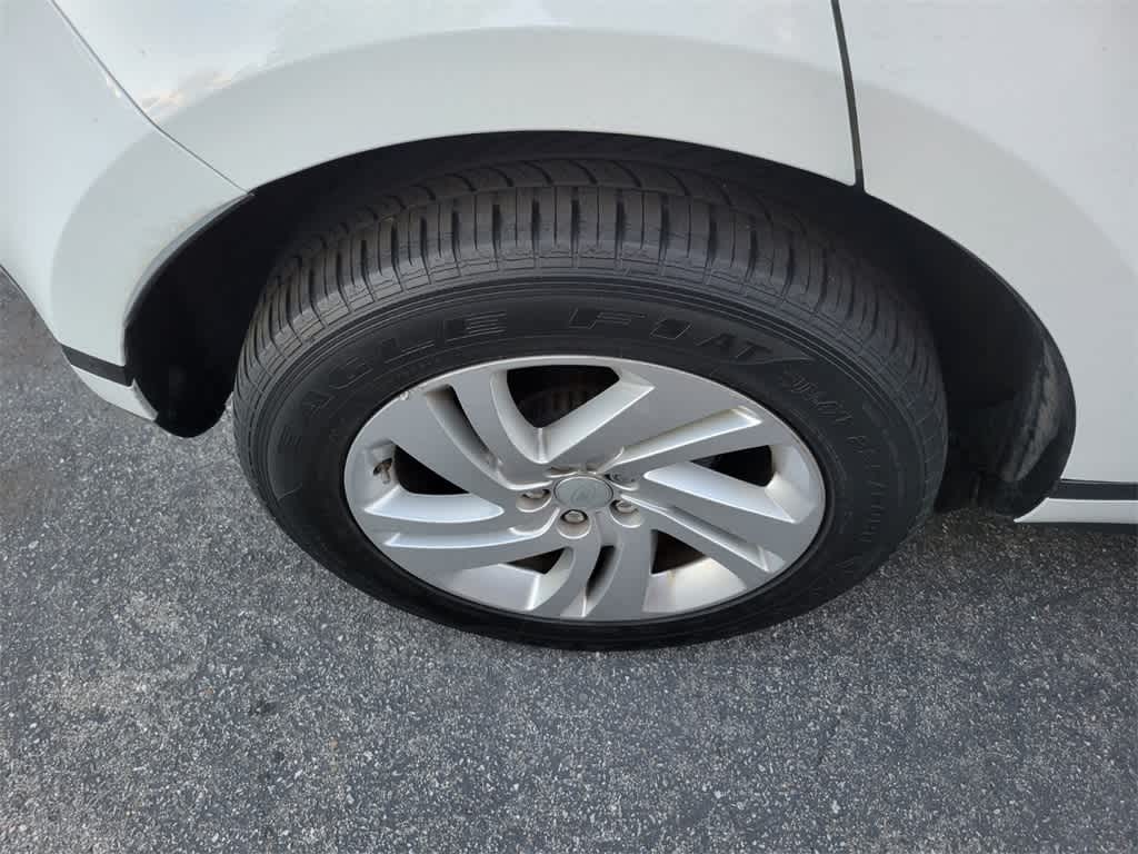 Thumbnail: 2020 Land Rover Range Rover Evoque - 9