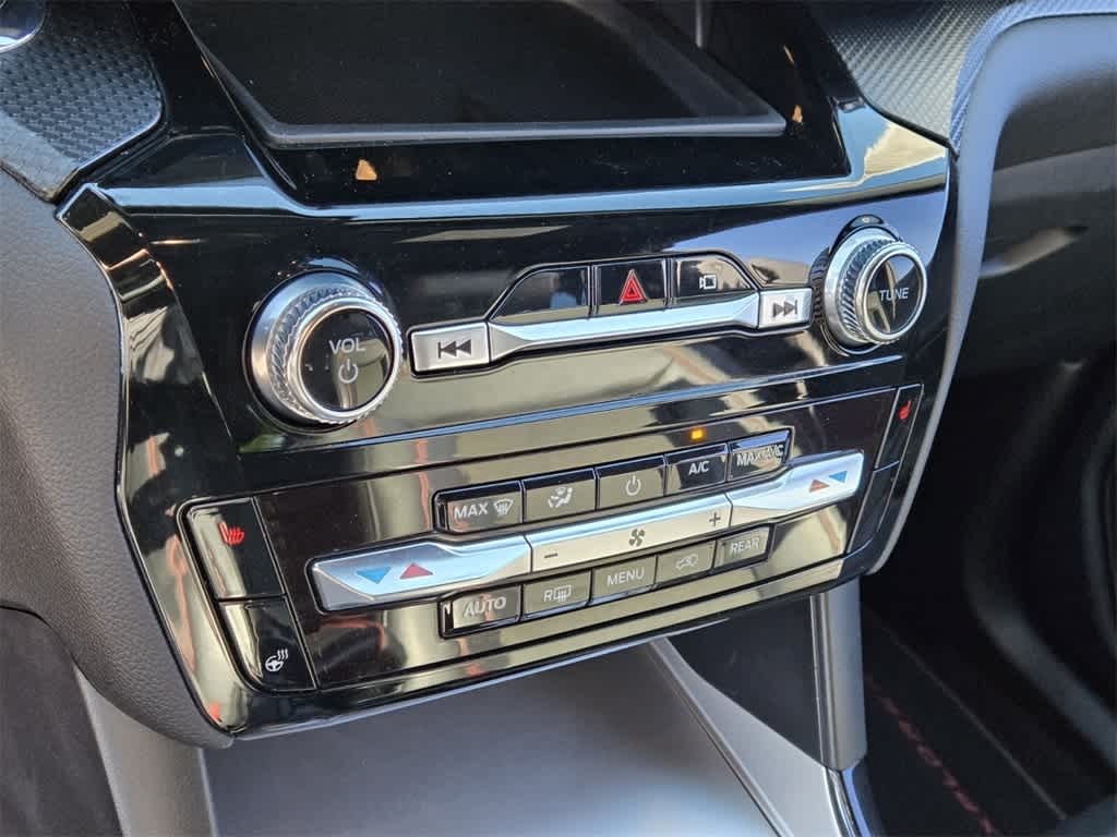 Thumbnail: 2022 Ford Explorer - 24