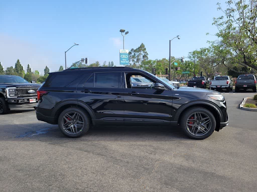 Thumbnail: 2026 Ford Explorer - 6
