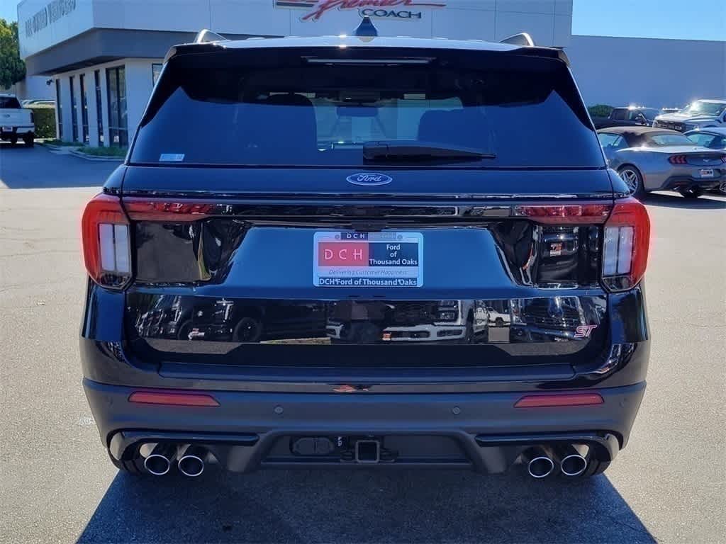 Thumbnail: 2025 Ford Explorer - 4