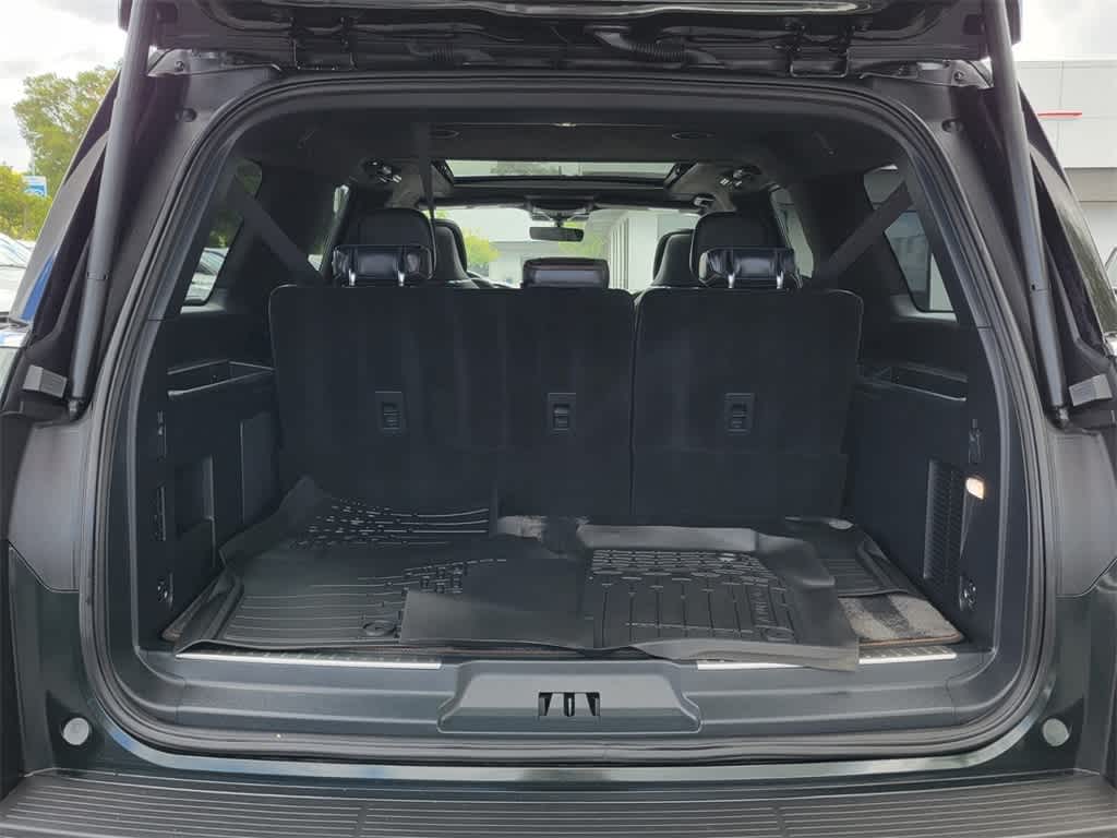 Thumbnail: 2024 Lincoln Navigator L - 14