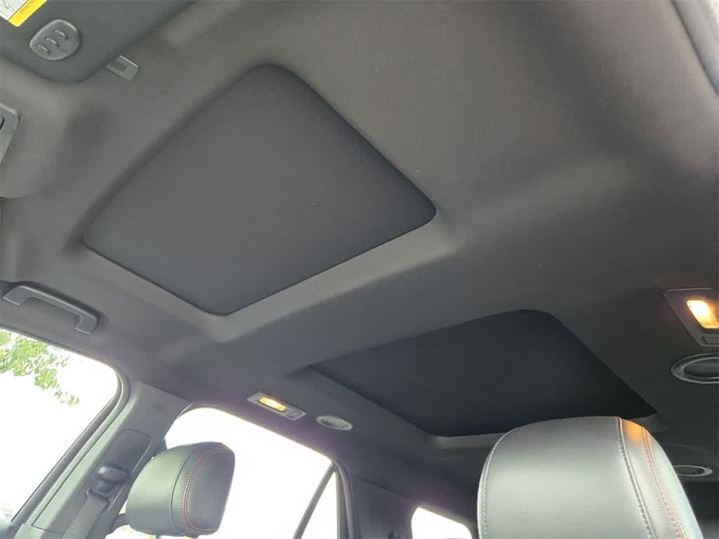 Thumbnail: 2017 Ford Explorer - 11