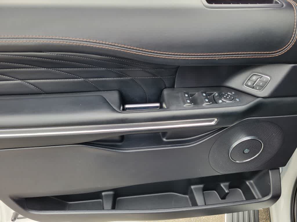Thumbnail: 2020 Ford Expedition MAX - 36