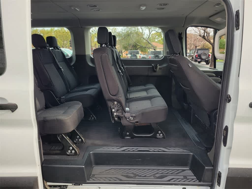 Thumbnail: 2020 Ford Econoline - 16