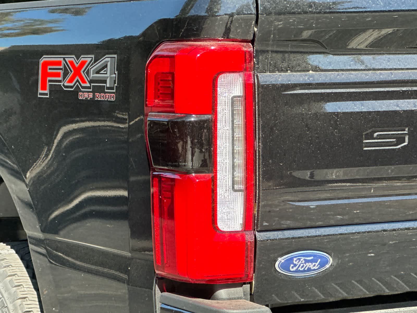 2026 Ford F-250 Super Duty Platinum - Photo 24