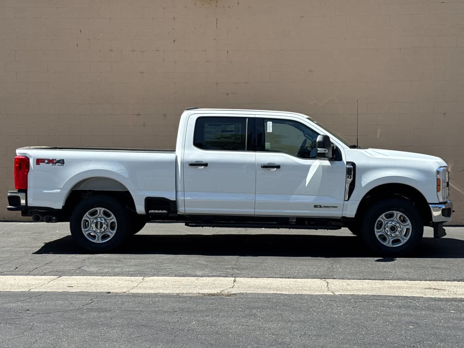 2026 Ford F-250 Super Duty XLT - Photo 8