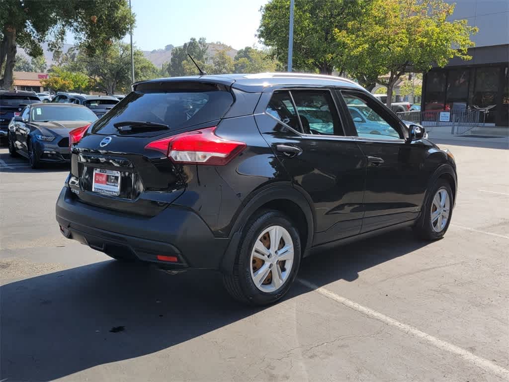 Thumbnail: 2018 Nissan Kicks - 7