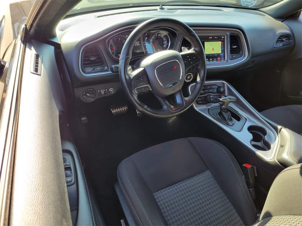 Thumbnail: 2019 Dodge Challenger - 12