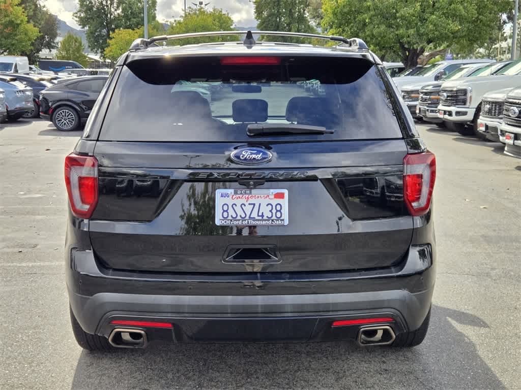 Thumbnail: 2017 Ford Explorer - 4