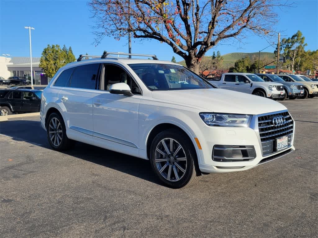 Thumbnail: 2019 Audi Q7 - 9