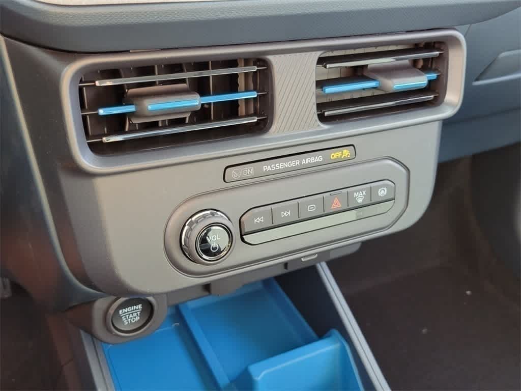 Thumbnail: 2026 Ford Maverick - 21