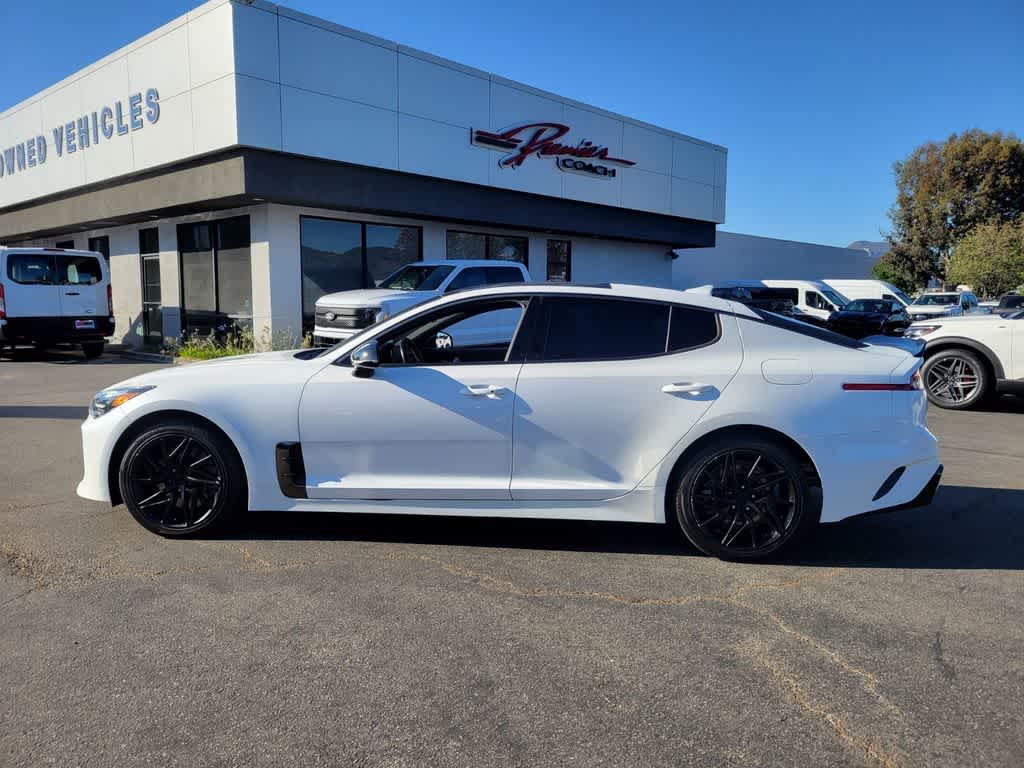 Thumbnail: 2022 Kia Stinger - 2