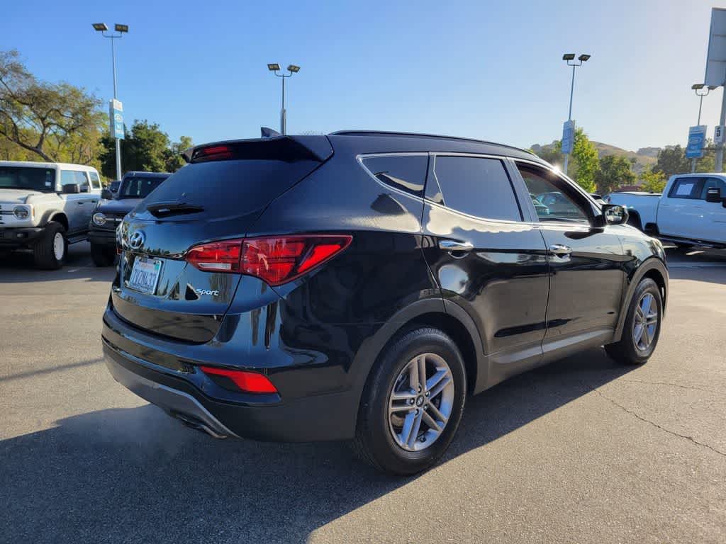 Thumbnail: 2017 Hyundai Santa Fe - 6
