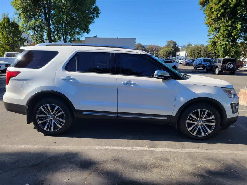 Thumbnail: 2016 Ford Explorer - 8