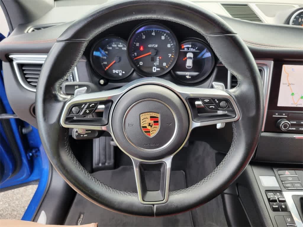 Thumbnail: 2017 Porsche Macan - 19