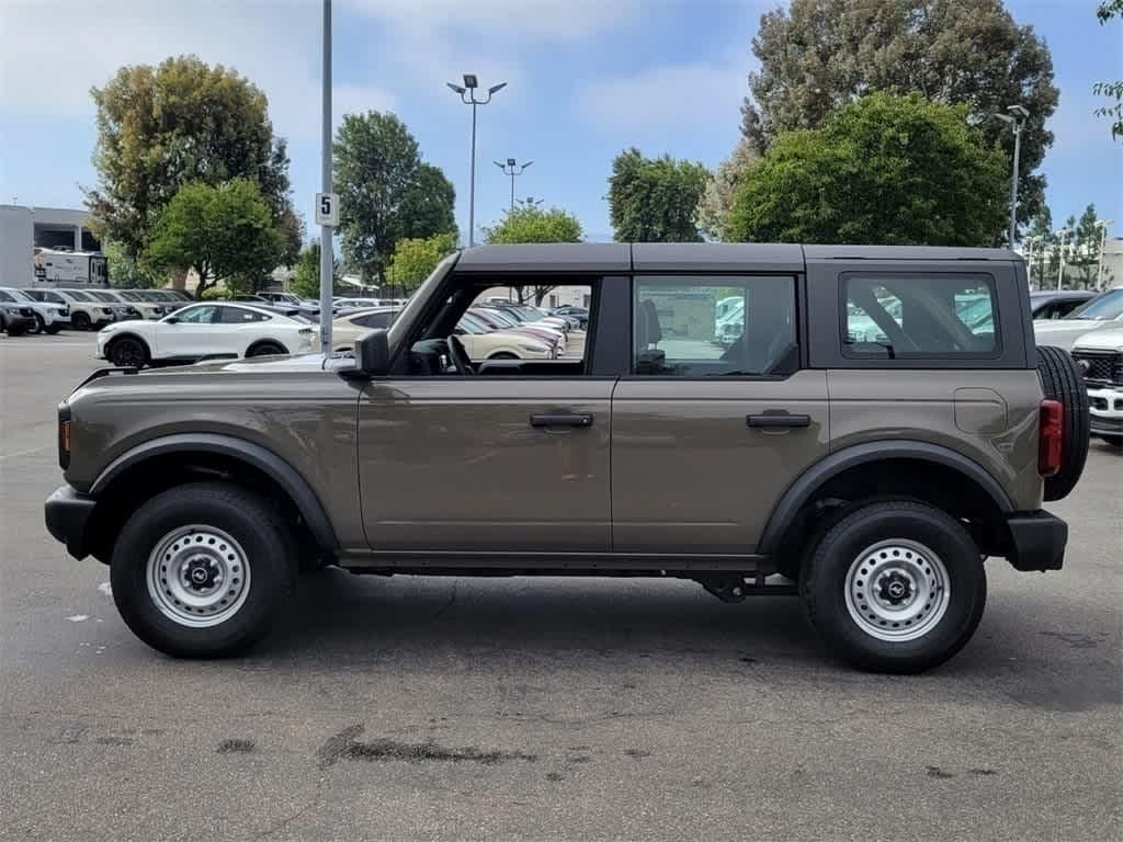 New 2025 Ford Bronco Base SUV