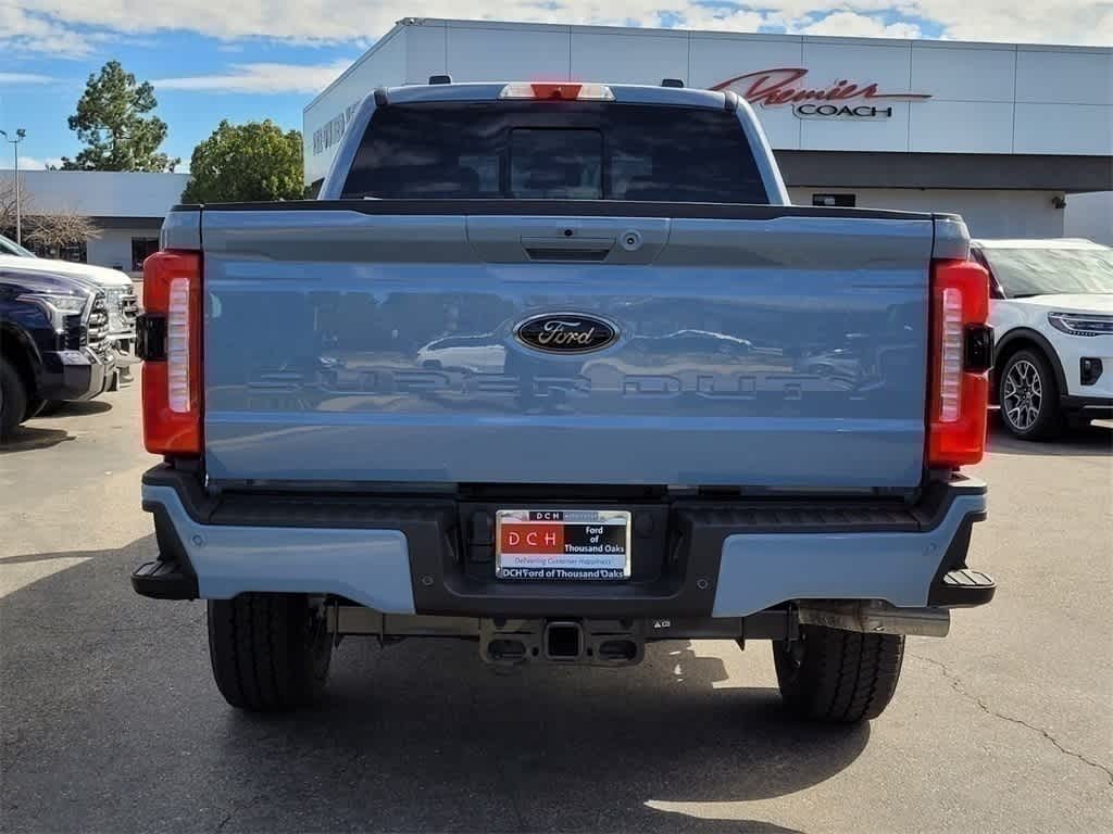 2025 Ford F-250 Lariat photo 4