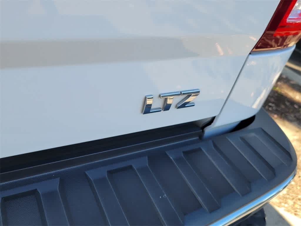 Thumbnail: 2017 Chevrolet Silverado 1500 - 7