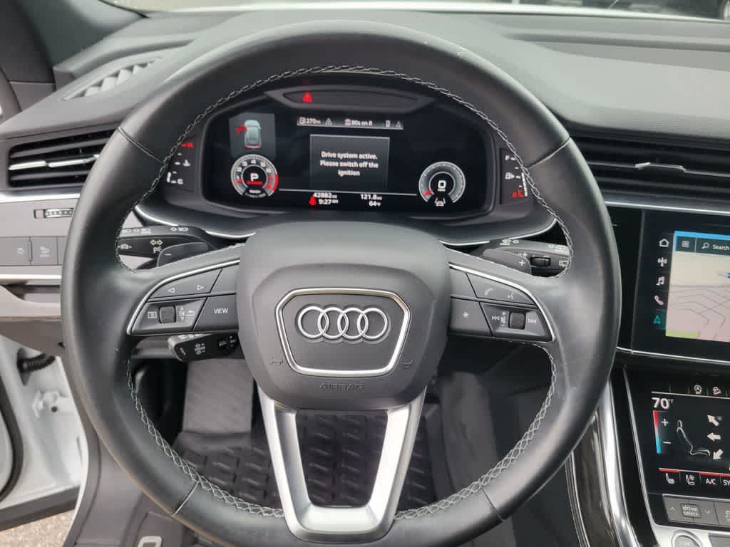 Thumbnail: 2022 Audi Q8 - 19