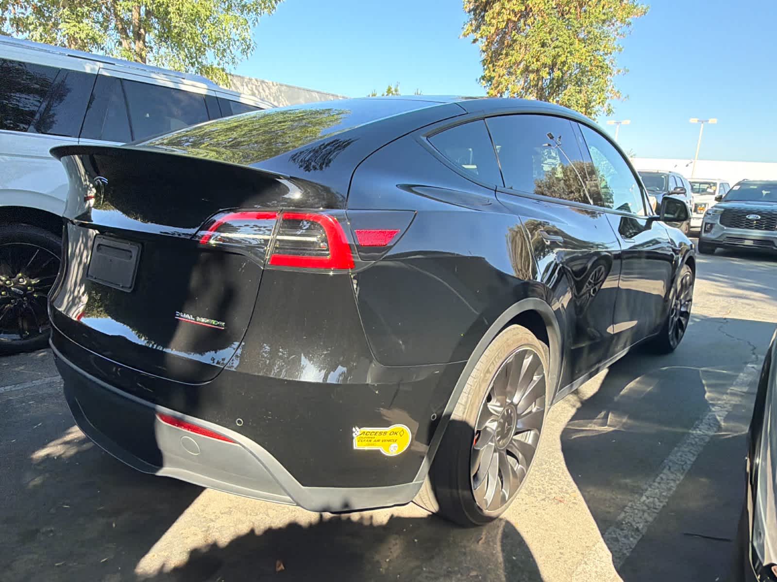 Thumbnail: 2022 Tesla Model Y - 4