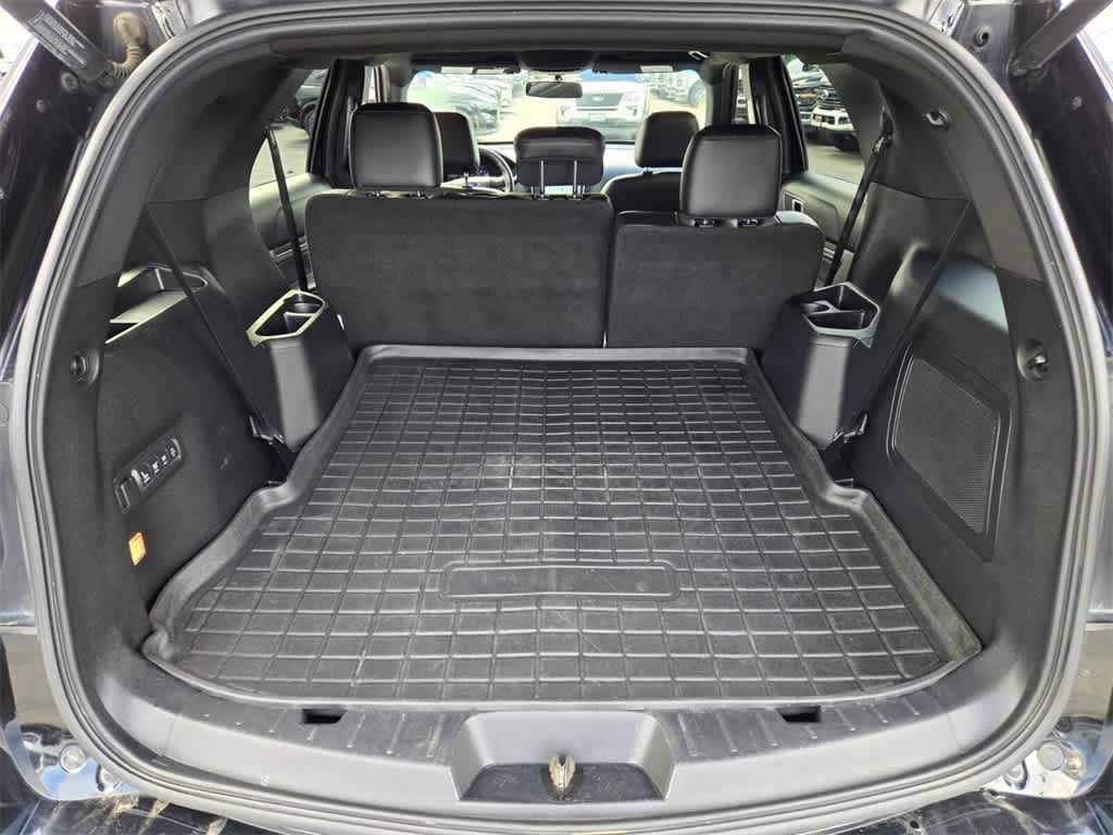 Thumbnail: 2017 Ford Explorer - 14