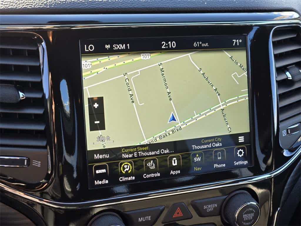 Thumbnail: 2021 Jeep Grand Cherokee - 20