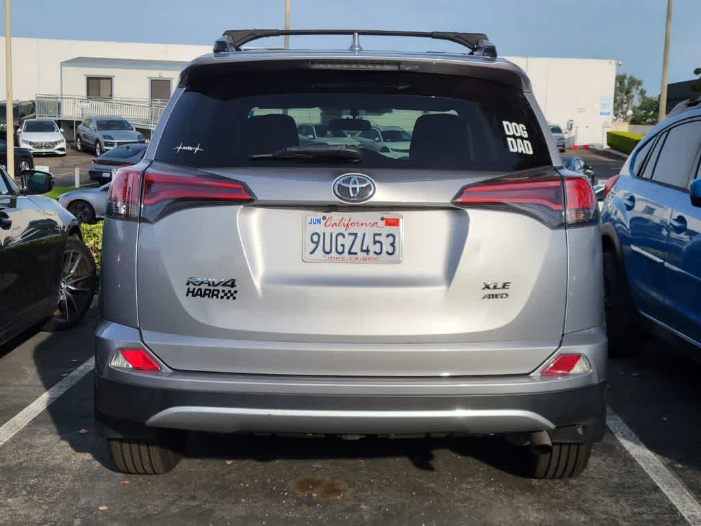 Thumbnail: 2016 Toyota RAV4 - 5