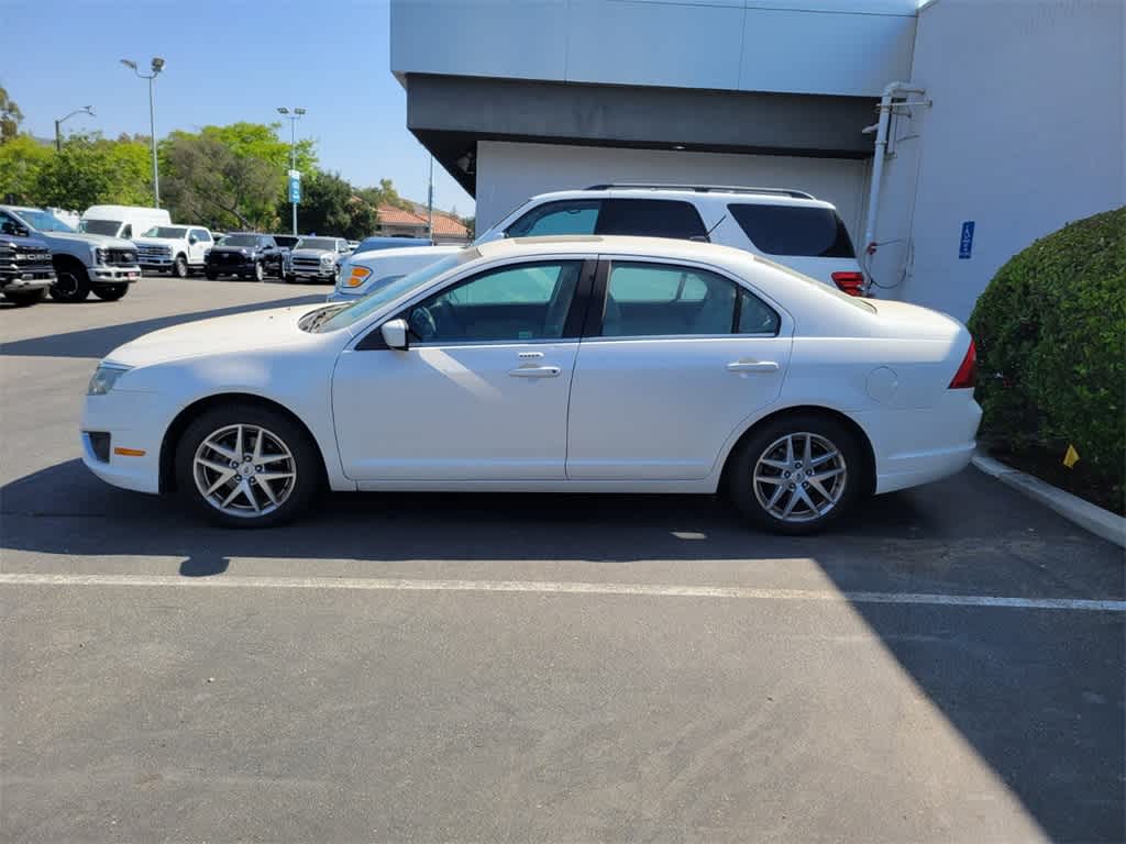 Thumbnail: 2010 Ford Fusion - 3