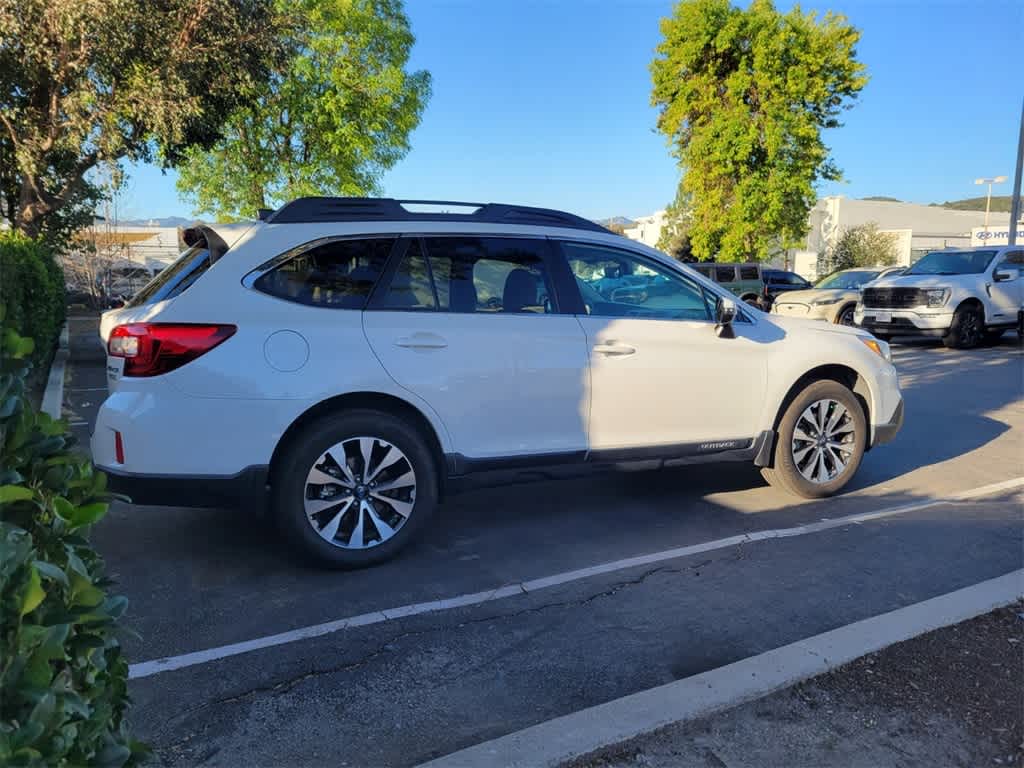 Thumbnail: 2017 Subaru Outback - 9