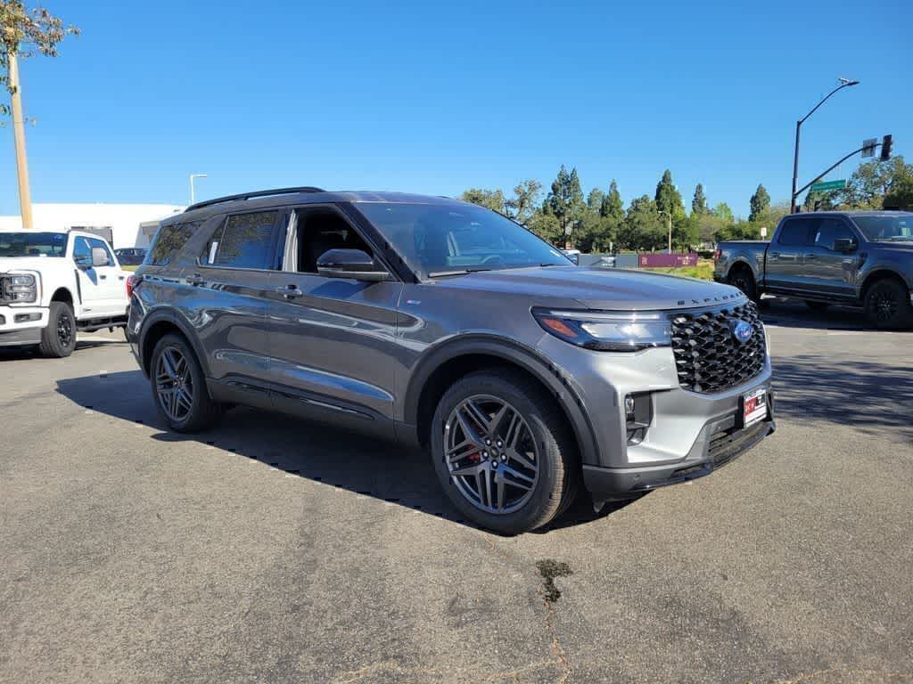 Thumbnail: 2026 Ford Explorer - 6