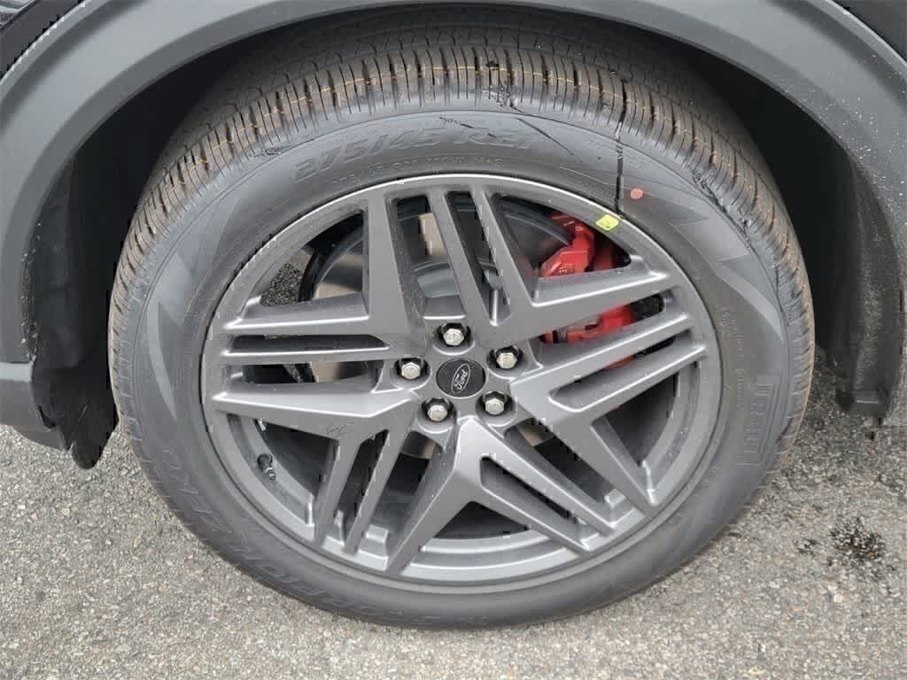 Thumbnail: 2026 Ford Explorer - 10