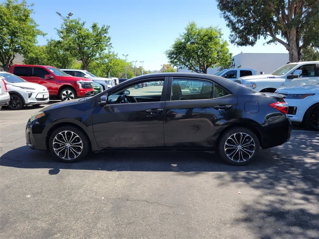 2015 Toyota Corolla S 3