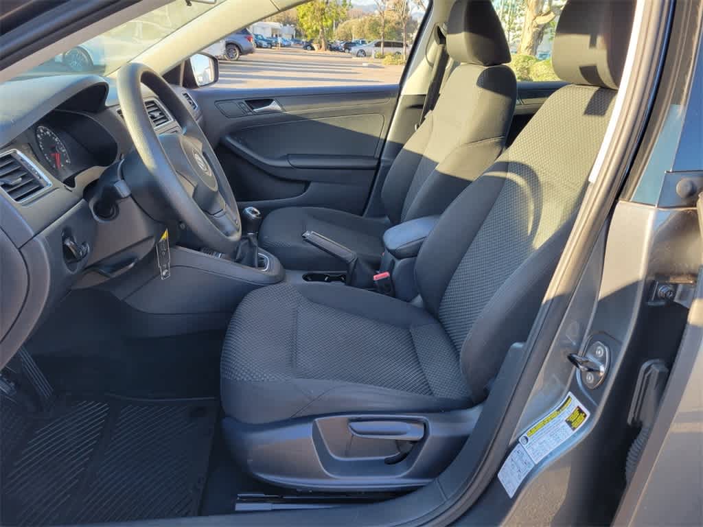 Thumbnail: 2014 Volkswagen Jetta - 8