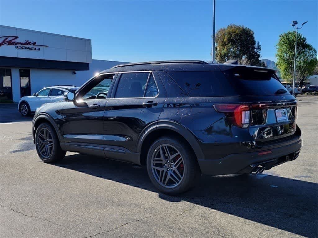 Thumbnail: 2026 Ford Explorer - 3