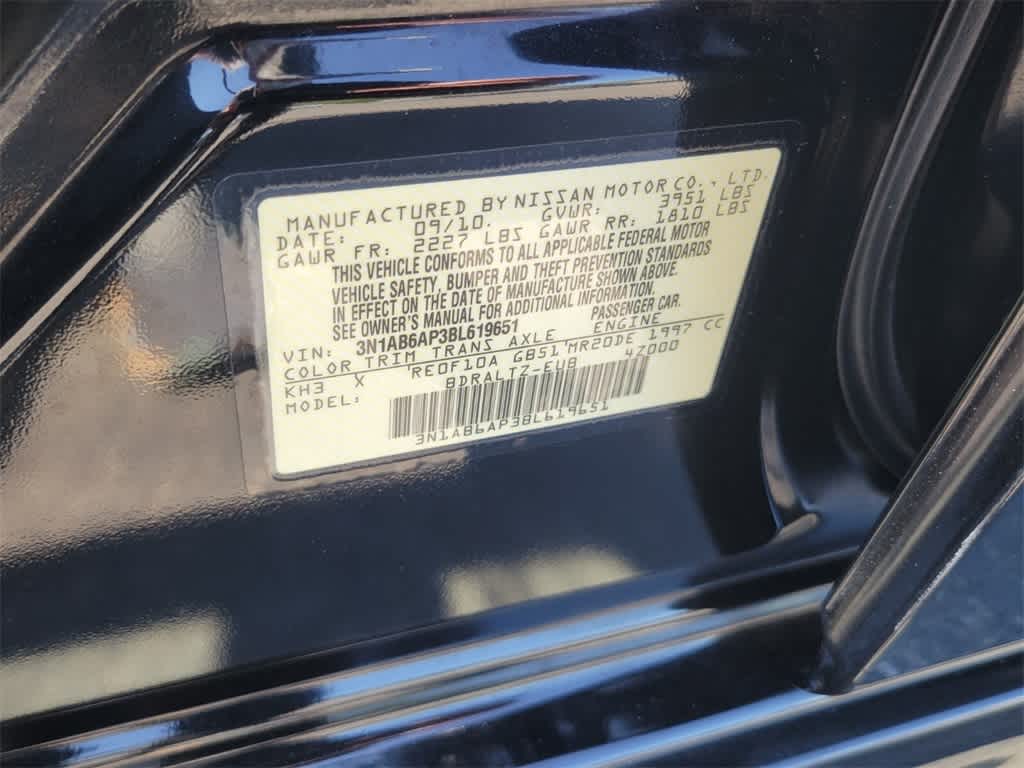 Thumbnail: 2011 Nissan Sentra - 17