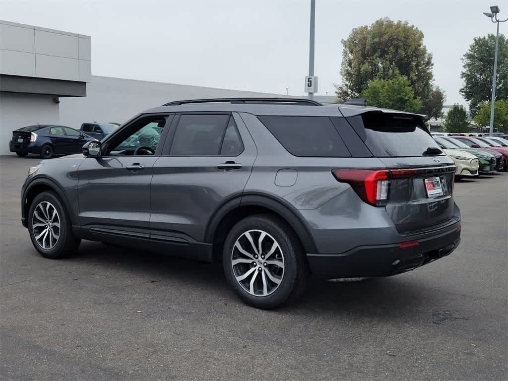 Thumbnail: 2025 Ford Explorer - 3