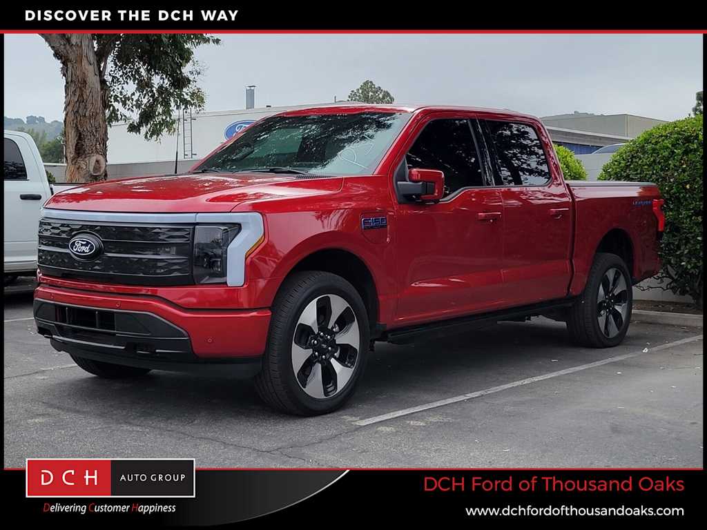 2024 Ford F-150 Lightning Platinum Hero Image