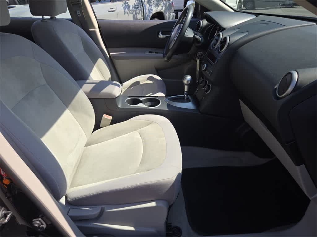 Thumbnail: 2009 Nissan Rogue - 15