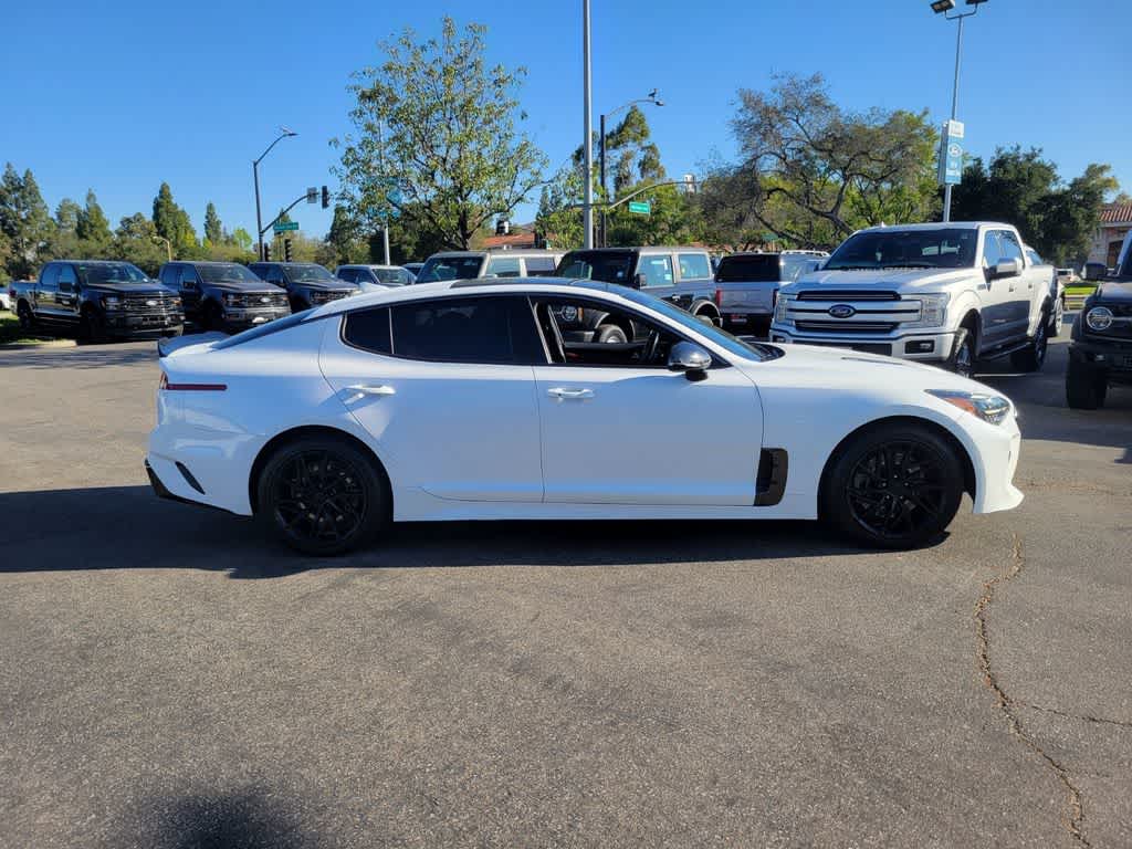 Thumbnail: 2022 Kia Stinger - 6